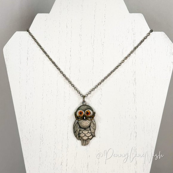 Vintage Jewelry - Vintage Large Owl w Glasses & Bead Eyes Pendant Necklace
